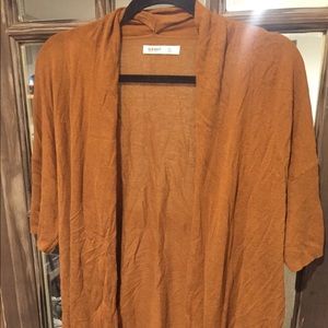 Short/quarter sleeve light weight cardigan